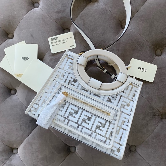 Fendi Handbags - 🚫⛔️SOLD⛔️🚫FENDI TPU FF Glass Runaway Shopper